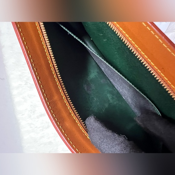 LOUIS VUITTON-A20964 HommeCipango Gold Epi Clutch - Picture 11 of 12